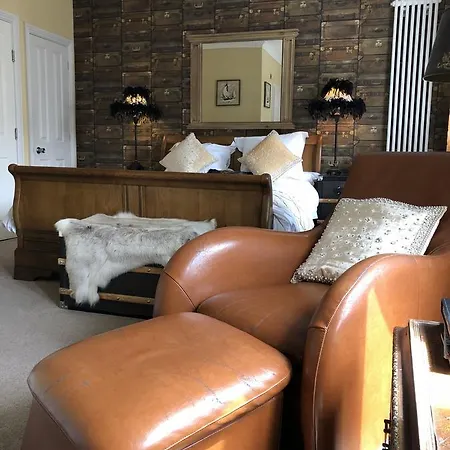 Πανσιόν Seasons Boutique 5*