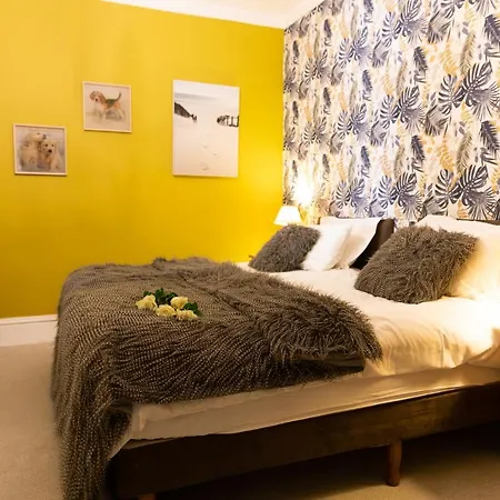 Guest house Seasons Boutique 5*