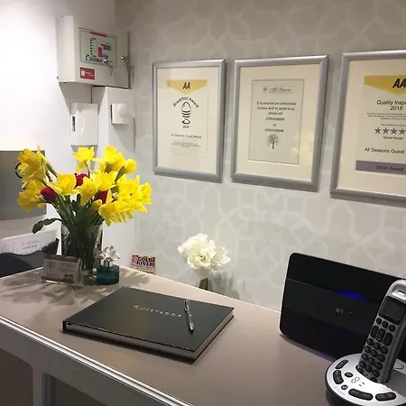 בית הארחה Seasons