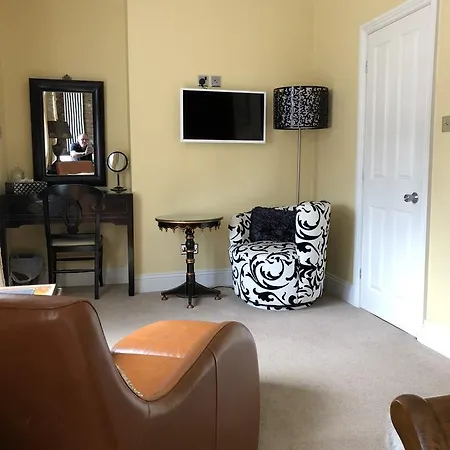 Guest house Seasons Boutique 5*